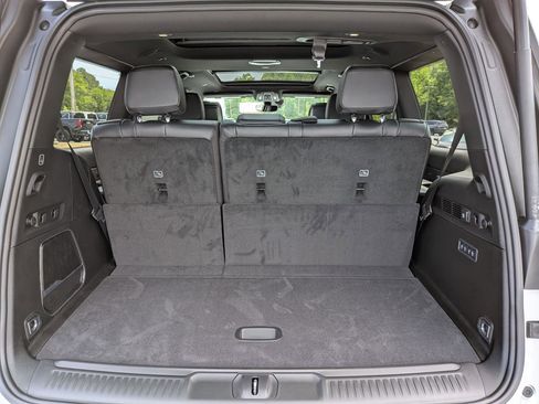 New 2026 Jeep Grand Wagoneer Limited AWD/4WD image 21