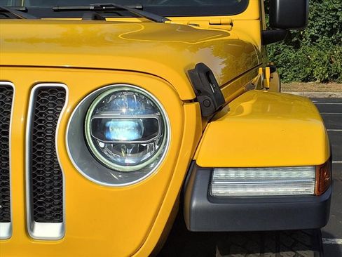 Certified 2020 Jeep Wrangler Unlimited Sahara w/ LED Lighting Group image 21