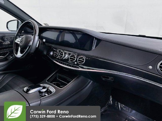 Used 2020 Mercedes-Benz S 560 4MATIC Sedan image 32