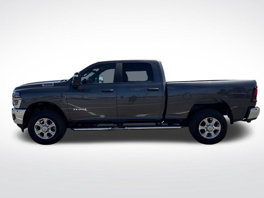 Used 2026 RAM 2500 Big Horn AWD/4WD image 2