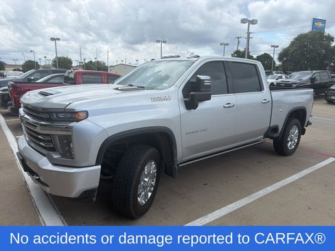 Used 2022 Chevrolet Silverado 3500 High Country w/ Technology Package AWD/4WD image 2