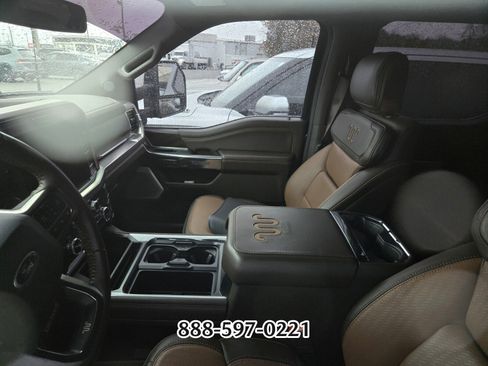 Used 2025 Ford F250 King Ranch w/ FX4 Off-Road Package image 10