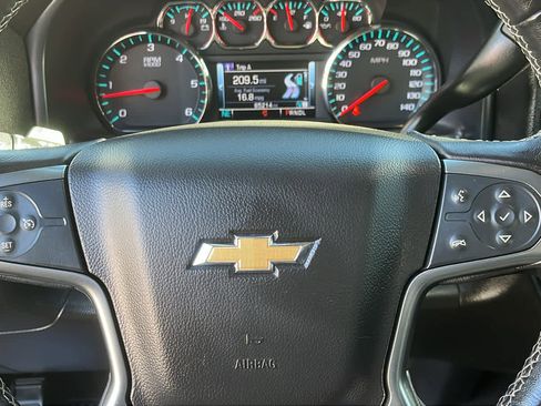 Used 2018 Chevrolet Silverado 1500 LT w/ All Star Edition image 11