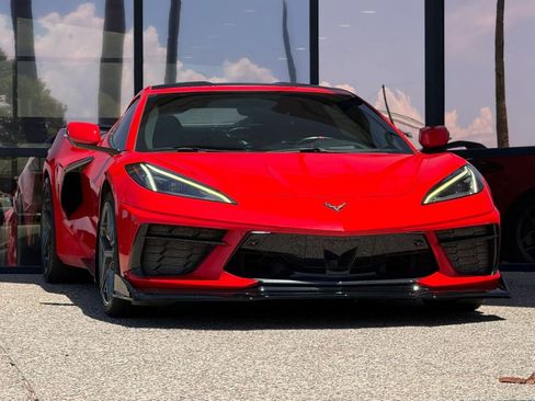 Used 2020 Chevrolet Corvette Stingray Premium Cpe w/ 3LT Preferred Equipment Group RWD image 18