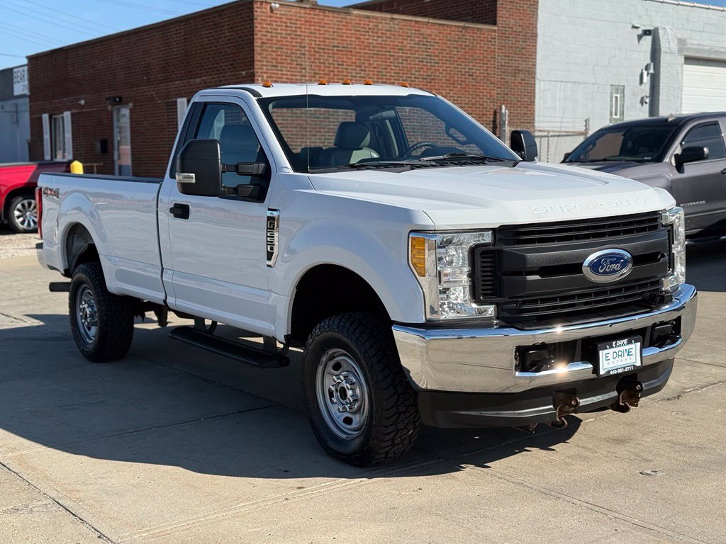 Used 2017 Ford F250 XL w/ Power Equipment Group AWD/4WD image 4