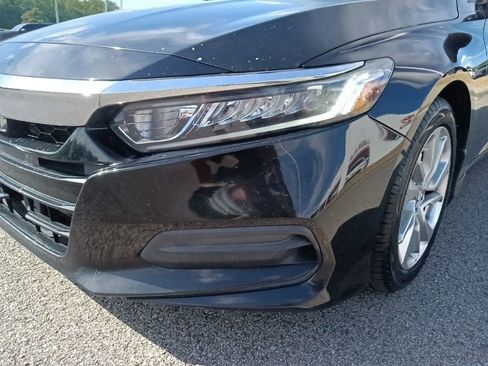 Used 2019 Honda Accord LX image 9