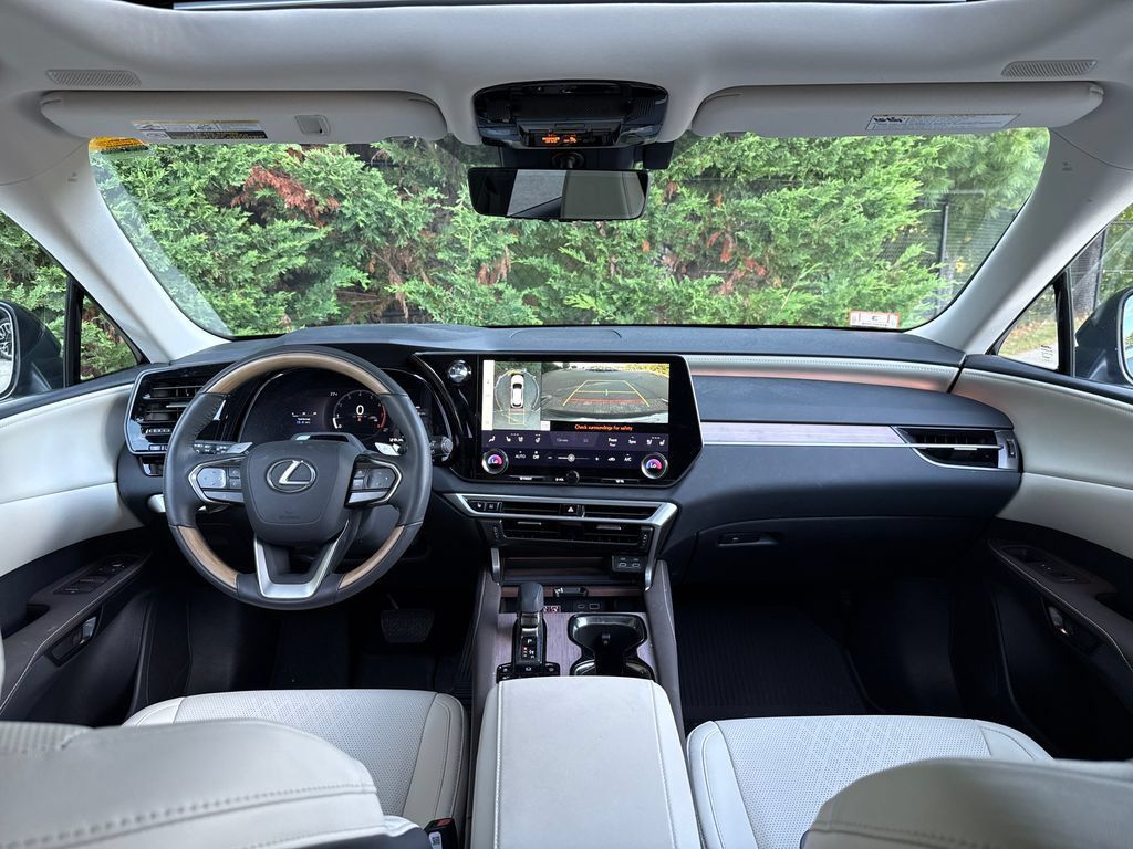 Used 2026 Lexus RX 350 Premium Plus w/ Convenience Package AWD/4WD image 18
