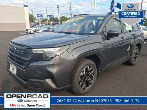Used 2025 Subaru Forester AWD/4WD image 7