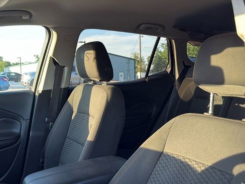 Used 2018 GMC Terrain SLE w/ Infotainment Package I FWD image 7