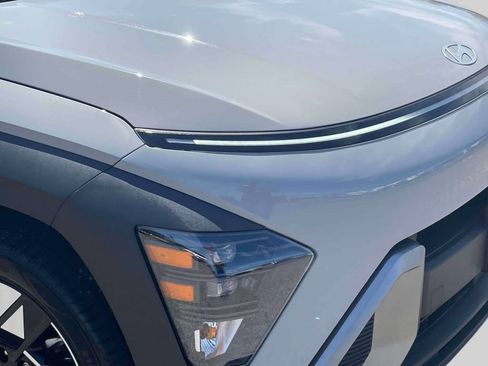 Used 2024 Hyundai Kona SEL w/ Convenience Package AWD/4WD image 10