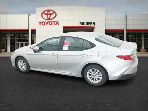 New 2026 Toyota Camry LE image 11