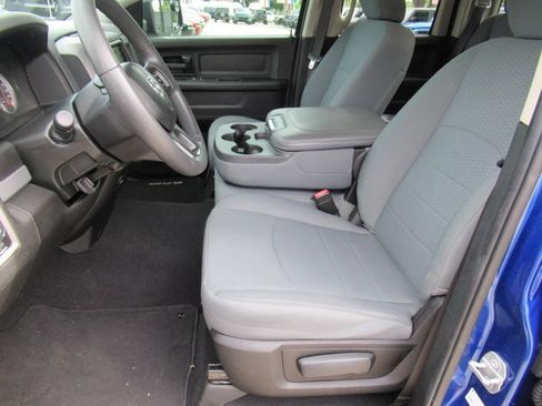 Used 2019 RAM 1500 Express w/ Express Value Package RWD image 18