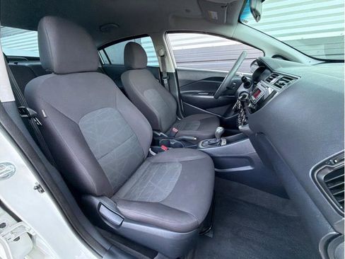 Used 2016 Kia Rio LX image 4
