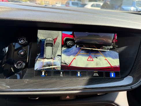 Used 2022 Buick Envision Essence w/ Technology Package II image 37