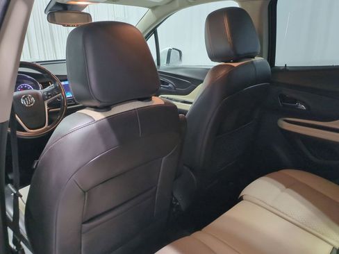 Used 2018 Buick Encore Preferred image 22