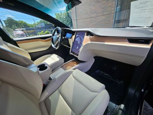 Used 2021 Tesla Model X Long Range AWD/4WD image 55