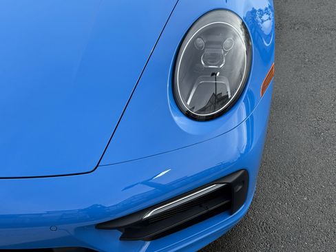 Certified 2022 Porsche 911 Carrera S image 11