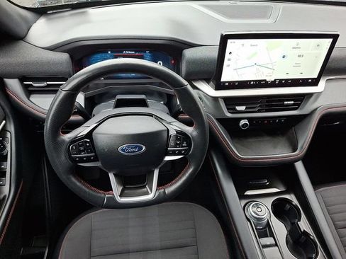 Certified 2025 Ford Explorer ST-Line AWD/4WD image 14