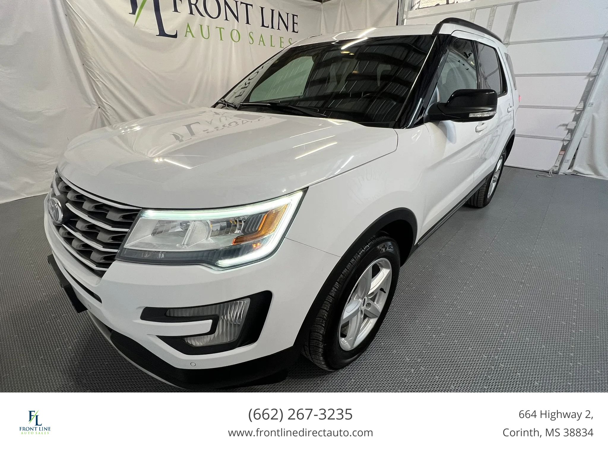 Used 2016 Ford Explorer XLT w/ Equipment Group 202A AWD/4WD image 3