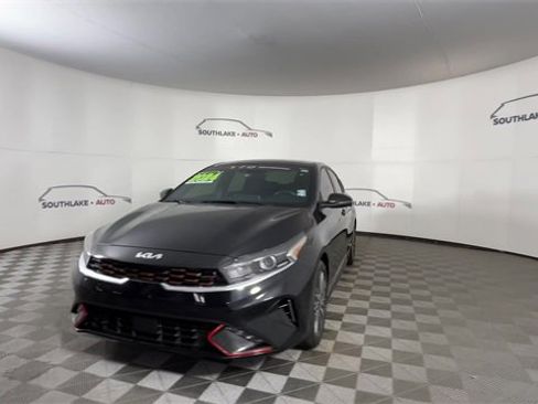 Certified 2024 Kia Forte GT-Line w/ GT-Line Premium Package image 3