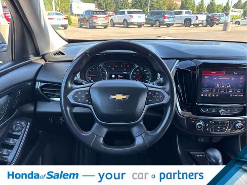 Used 2021 Chevrolet Traverse High Country AWD/4WD image 15