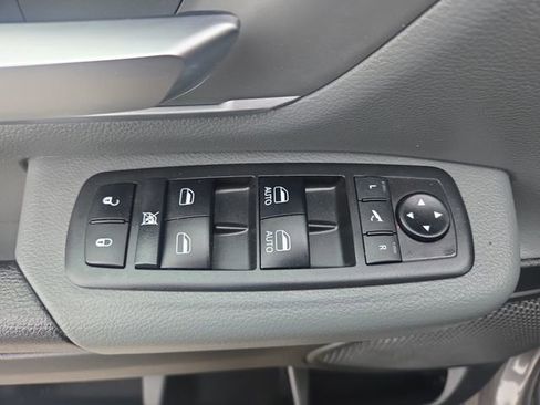 Used 2019 RAM 1500 Big Horn AWD/4WD image 17