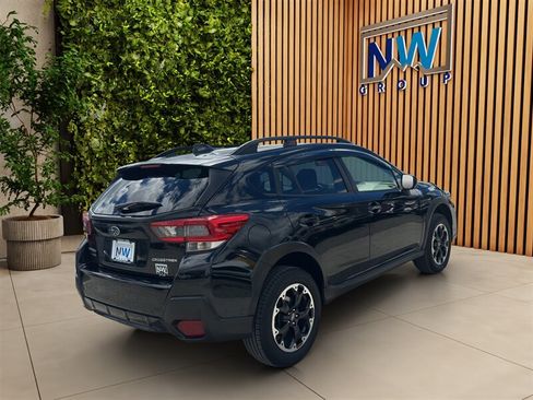 Used 2023 Subaru Crosstrek 2.0i Premium AWD/4WD image 17