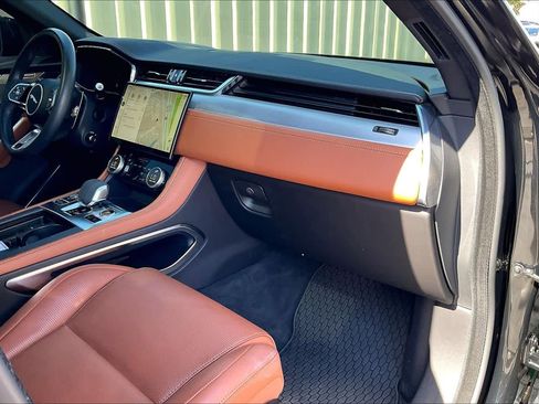 Used 2024 Jaguar F-PACE R-Dynamic S image 16