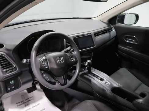 Used 2018 Honda HR-V EX image 15