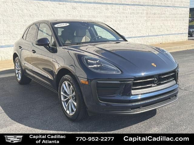 Used 2023 Porsche Macan AWD/4WD image 1