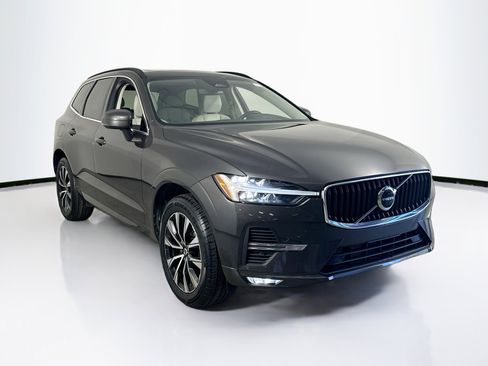 Used 2023 Volvo XC60 B5 Core w/ Protection Package Premier image 3