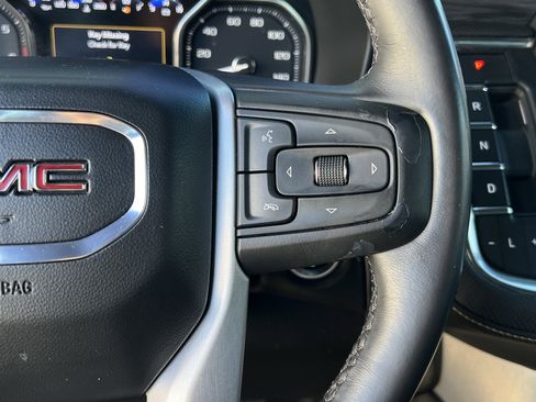 Used 2021 GMC Yukon SLT image 18