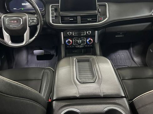 Used 2022 GMC Yukon SLT w/ SLT Premium Package AWD/4WD image 23