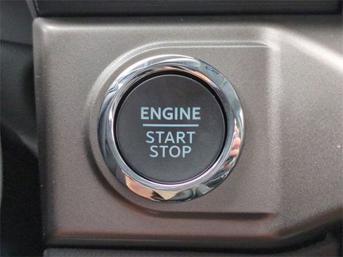 Used 2025 Ford F150 XLT w/ Equipment Group 302A MID image 27