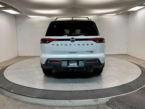New 2026 Nissan Pathfinder Platinum image 4