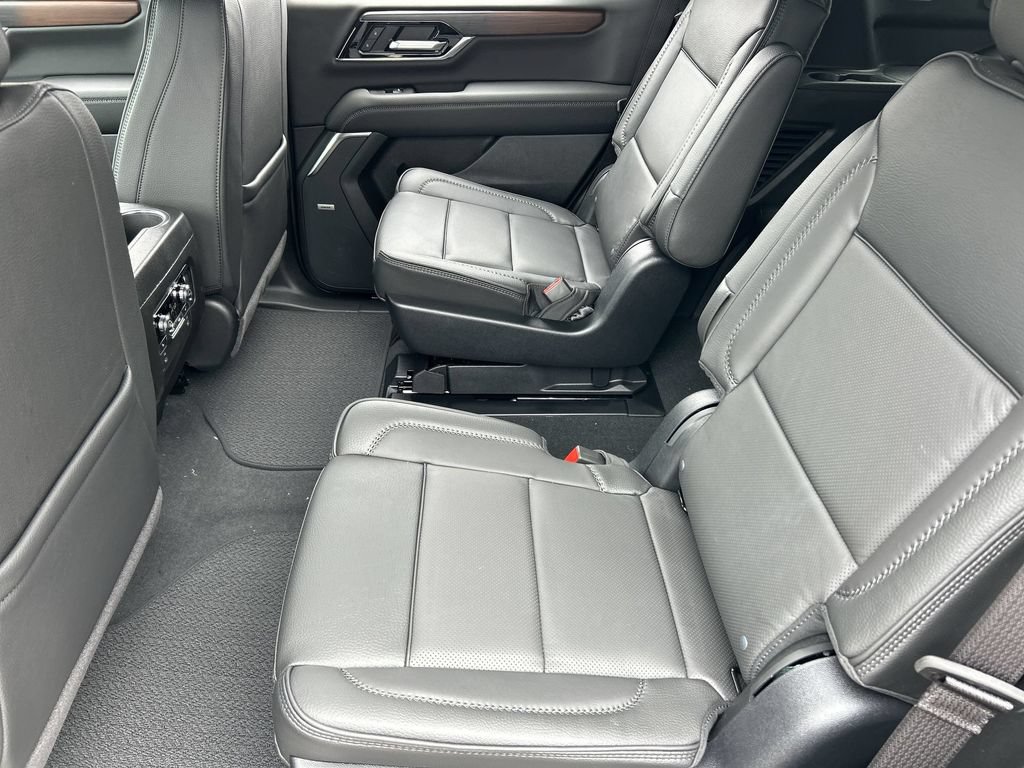 New 2026 GMC Yukon Denali AWD/4WD image 25