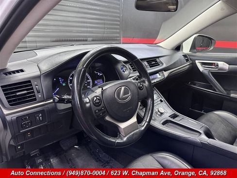 Used 2015 Lexus CT 200h image 11