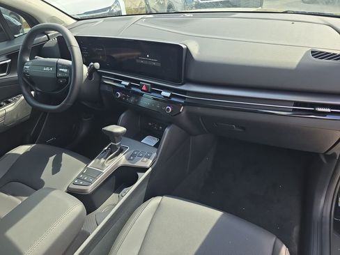 New 2026 Kia Sportage SX image 12