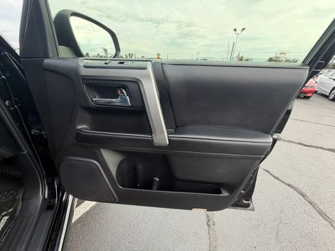 Used 2017 Toyota 4Runner Limited AWD/4WD image 14