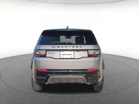 Used 2025 Land Rover Discovery Sport Dynamic SE AWD/4WD image 6