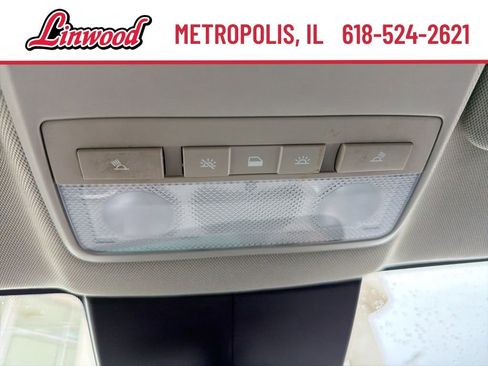 Used 2020 Buick Encore Preferred FWD image 25