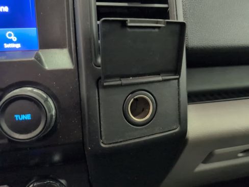 Used 2020 Ford F150 XL w/ Equipment Group 101A Mid image 25