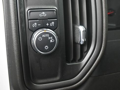 Used 2022 Chevrolet Silverado 1500 Custom w/ LPO, Dark Essentials Package image 21