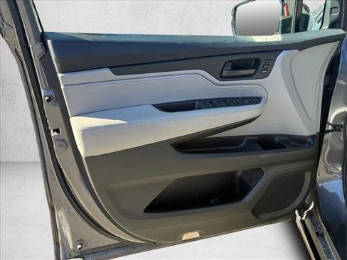 Used 2019 Honda Odyssey EX-L image 11