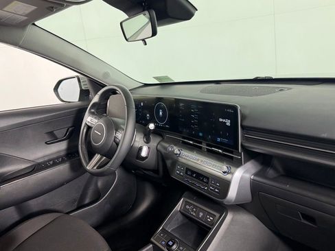 Used 2024 Hyundai Kona SEL FWD image 28