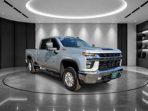Certified 2022 Chevrolet Silverado 3500 LT w/ Convenience Package AWD/4WD image 2