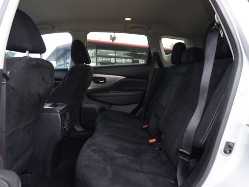 Used 2018 Nissan Murano S FWD image 25