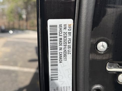 Used 2020 Dodge Challenger SRT Hellcat image 51