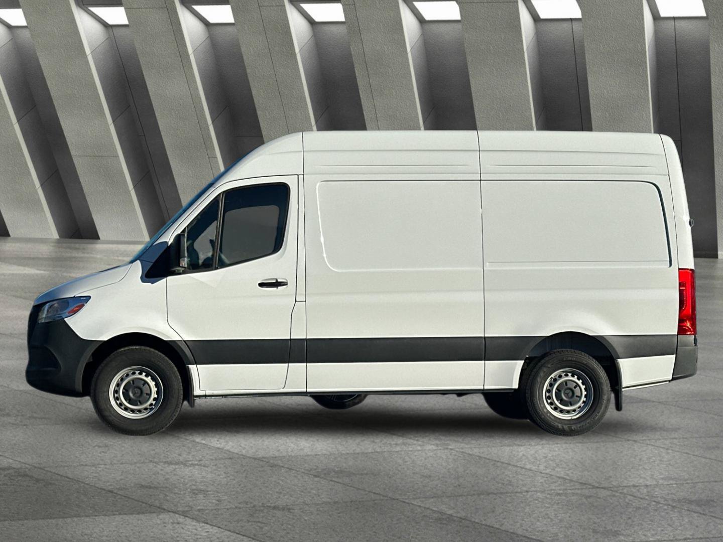 Used 2025 Mercedes-Benz Sprinter 2500 image 7
