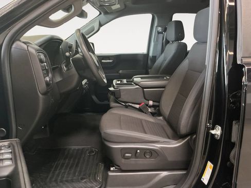 Certified 2025 Chevrolet Silverado 1500 Custom AWD/4WD image 10